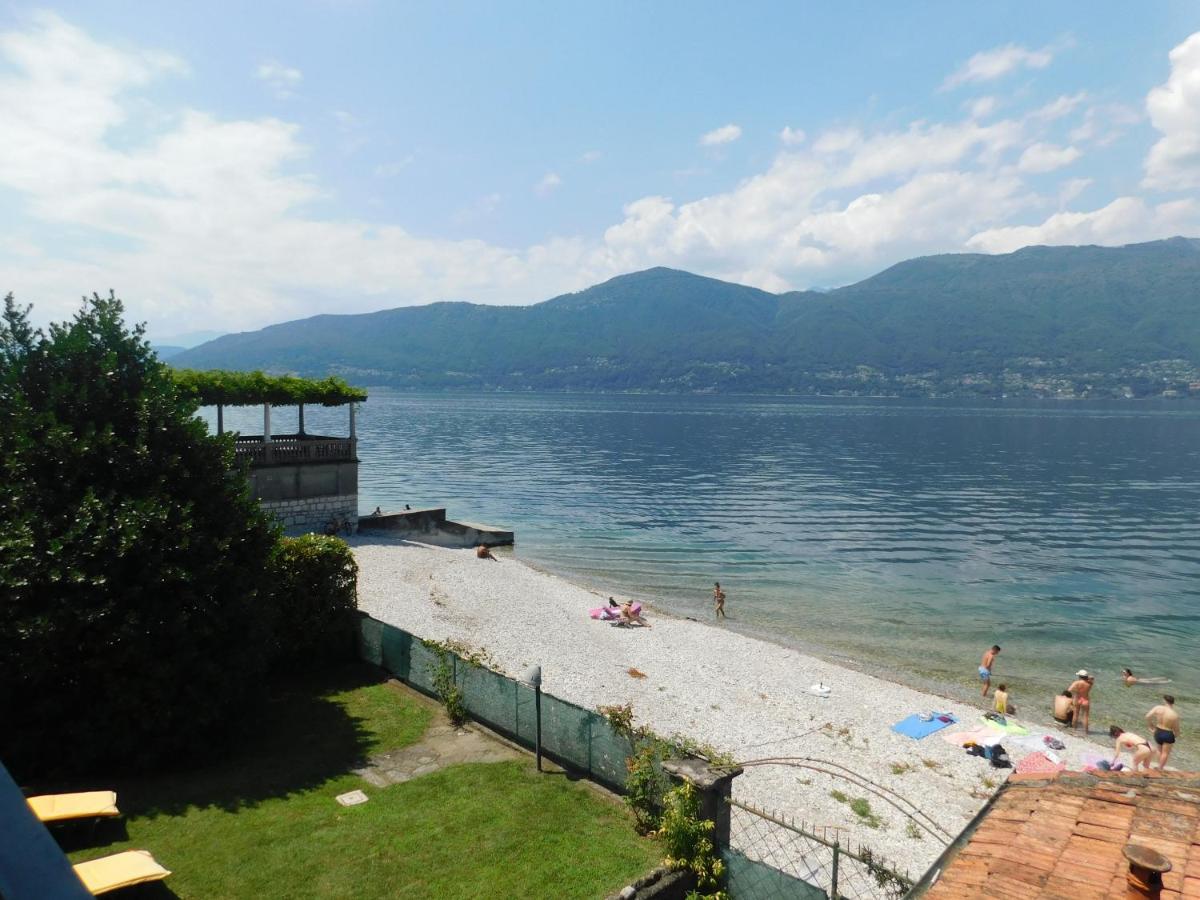 Haus Am See Vila Porto Valtravaglia Exterior foto